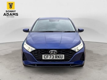 Used Hyundai i20 2023 for sale - 78358100: Photo