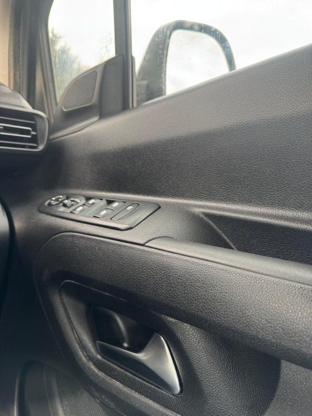 Used Vauxhall Combo Life 2022 for sale - 78102646: Photo 21