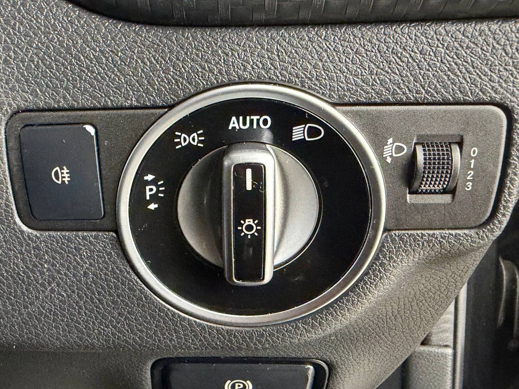 Used Mercedes-Benz A-Class 2016 for sale - 77755351: Photo 39