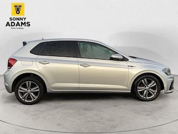 Used Volkswagen Polo 2019 for sale - 77820492: Photo