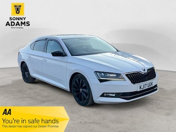 Used Skoda Superb 2017 for sale - 79323295: Photo