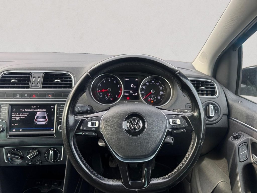 Used Volkswagen Polo 2017 for sale - 77893674: Photo 15