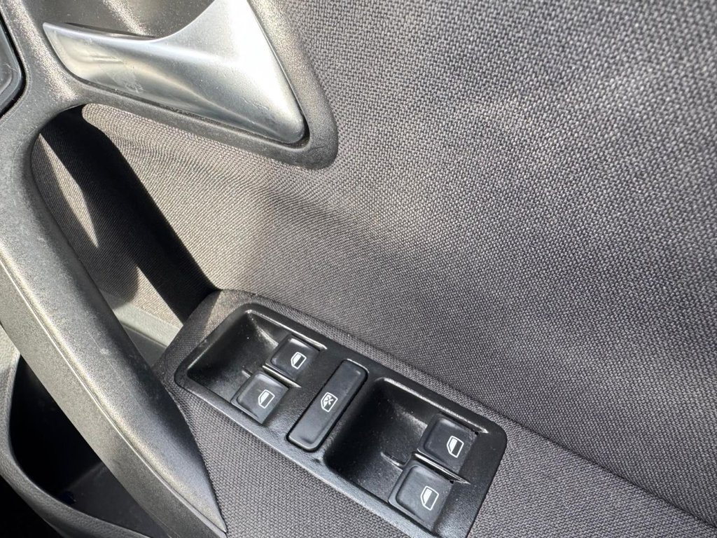 Used Volkswagen Polo 2017 for sale - 77893674: Photo 25