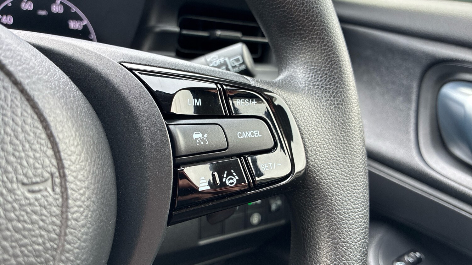 Used Honda HR-V 2023 for sale - 76065939: Photo 24