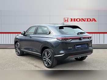 Used Honda HR-V 2023 for sale - 76065939: Photo 3