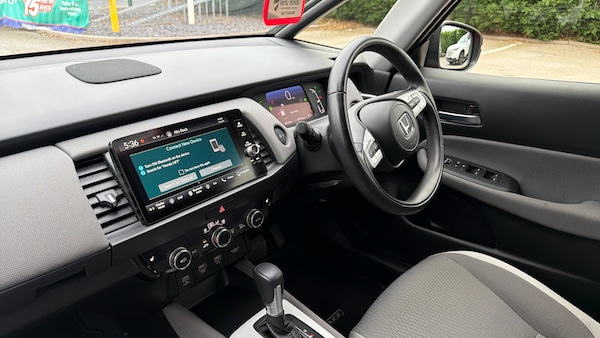 Used Honda Jazz 2020 for sale - 76252547: Photo 2