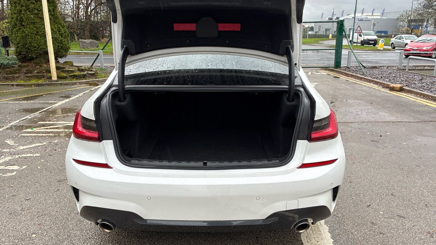 Used BMW 3 Series 2021 for sale - 76910936: Photo 4