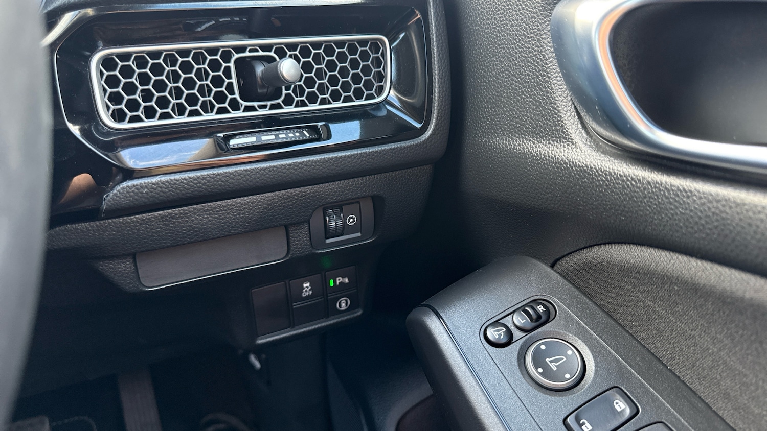 Used Honda Civic 2022 for sale - 76035845: Photo 24