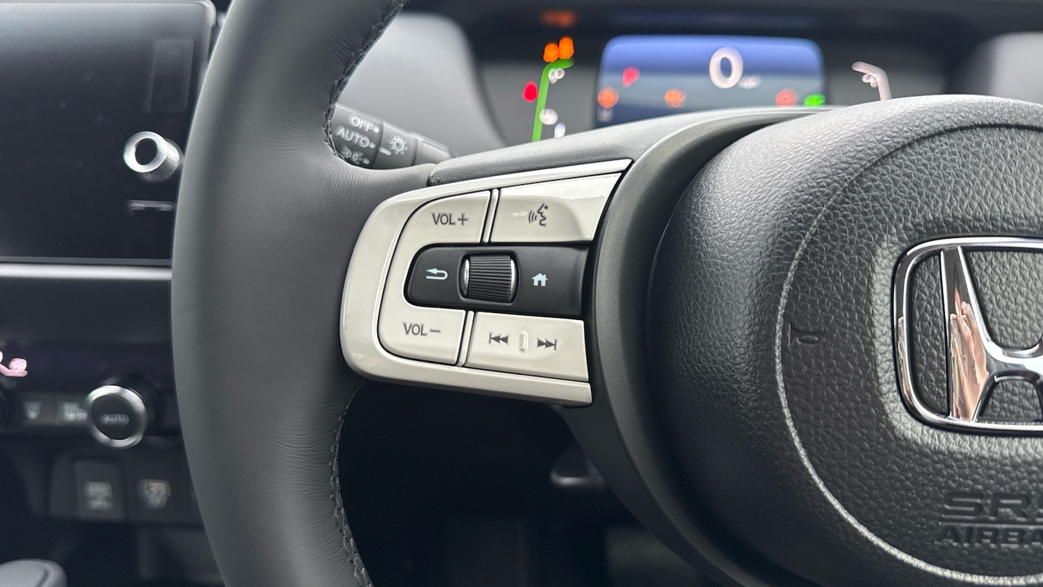 Used Honda Jazz 2025 for sale - 76143102: Photo 23