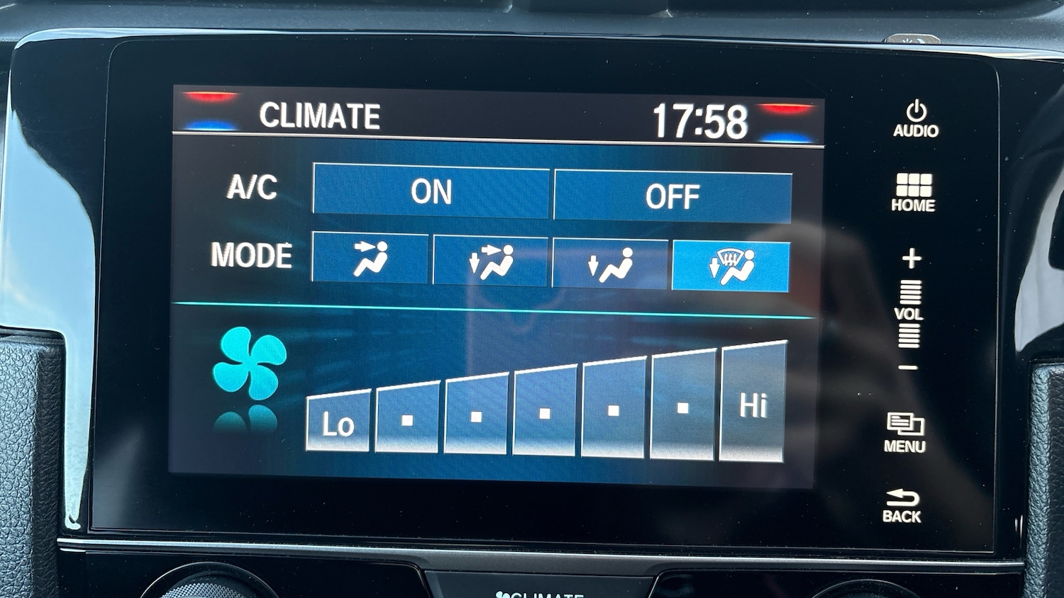 Used Honda Civic 2019 for sale - 76064111: Photo 19
