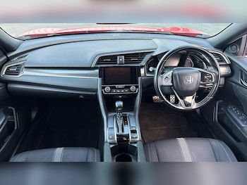 Used Honda Civic 2019 for sale - 76064111: Photo 4