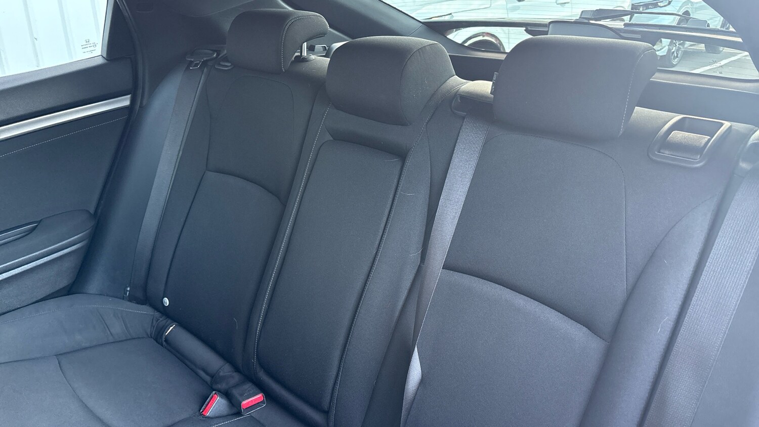 Used Honda Civic 2019 for sale - 76064111: Photo 8