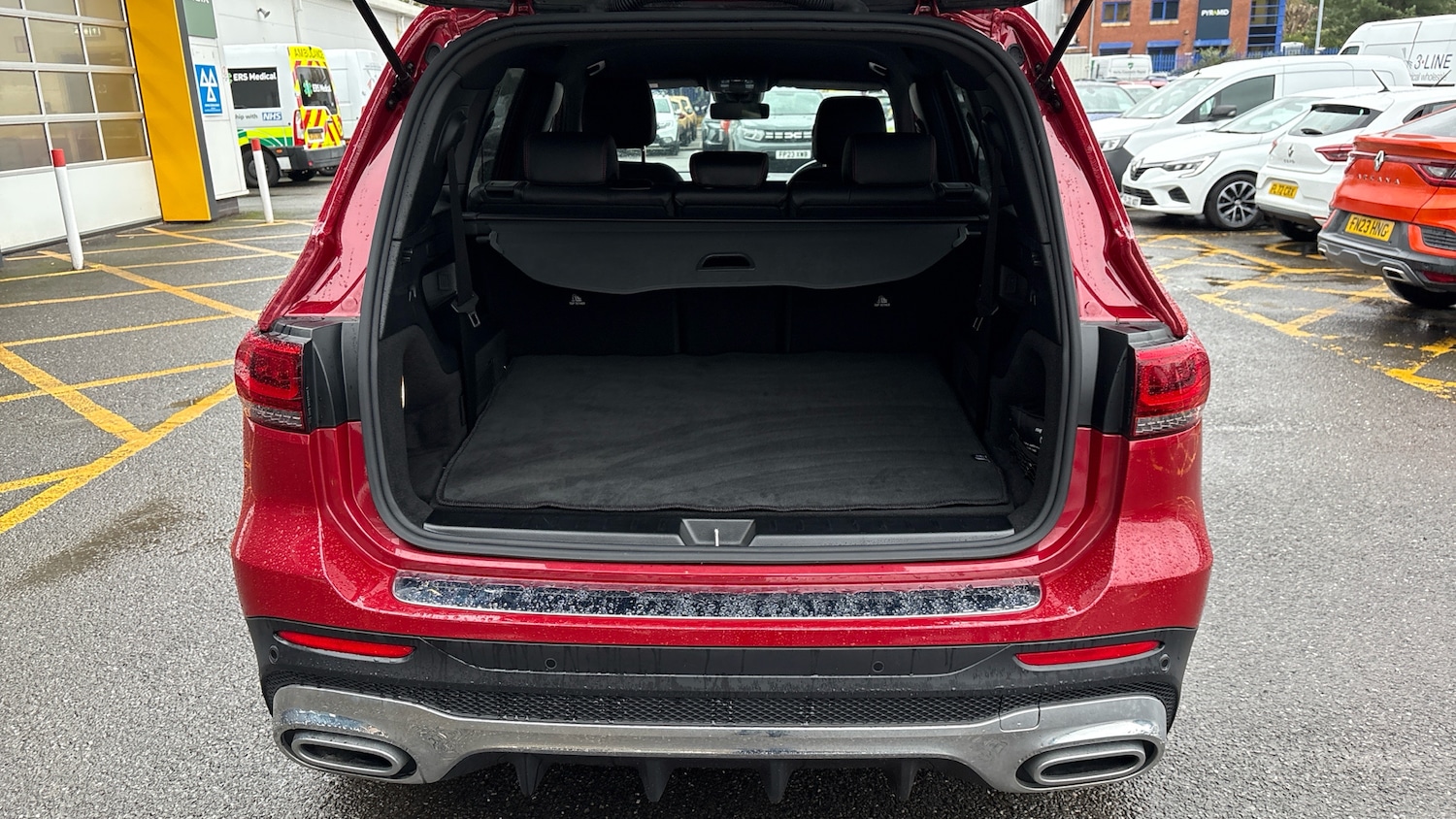 Used Mercedes-Benz GLB 2023 for sale - 77521916: Photo 4