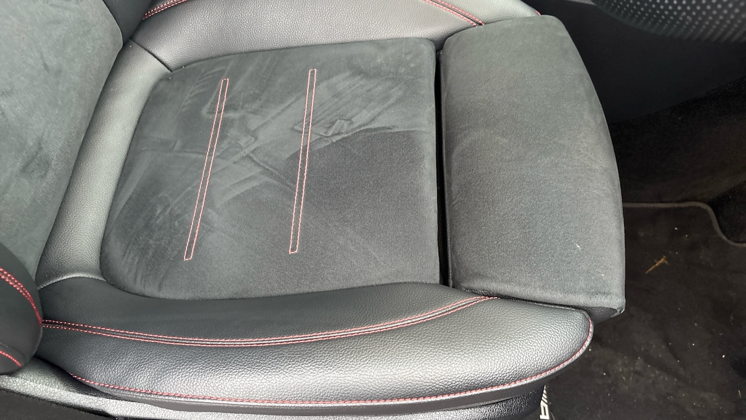 Used Mercedes-Benz GLB 2023 for sale - 77521916: Photo 43