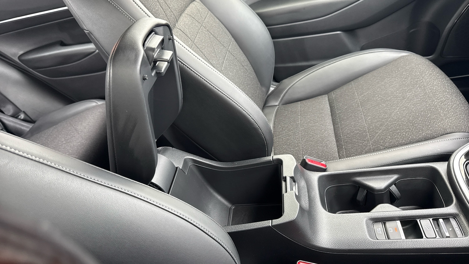Used Honda HR-V 2023 for sale - 76159913: Photo 30