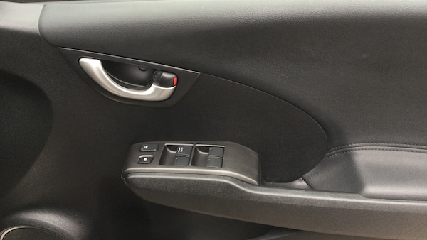 Used Honda Jazz 2015 for sale - 76234555: Photo 25