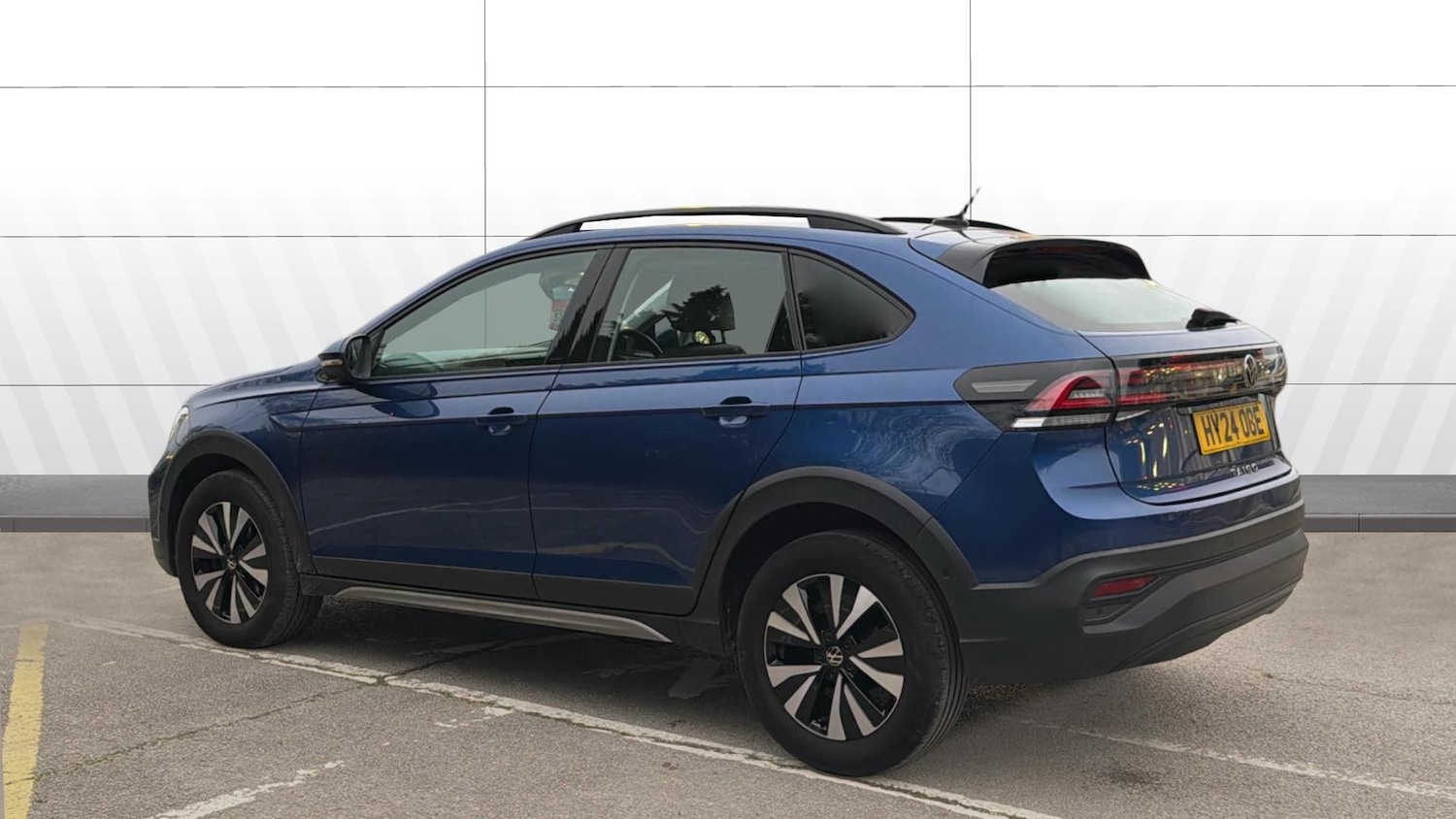 Used Volkswagen Taigo 2024 for sale - 77063189: Photo 2