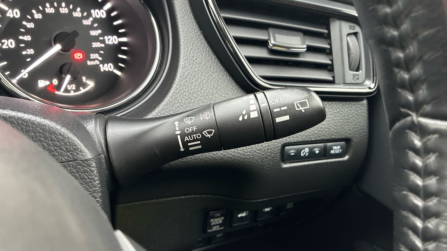 Used Nissan X-Trail 2020 for sale - 76719921: Photo 31