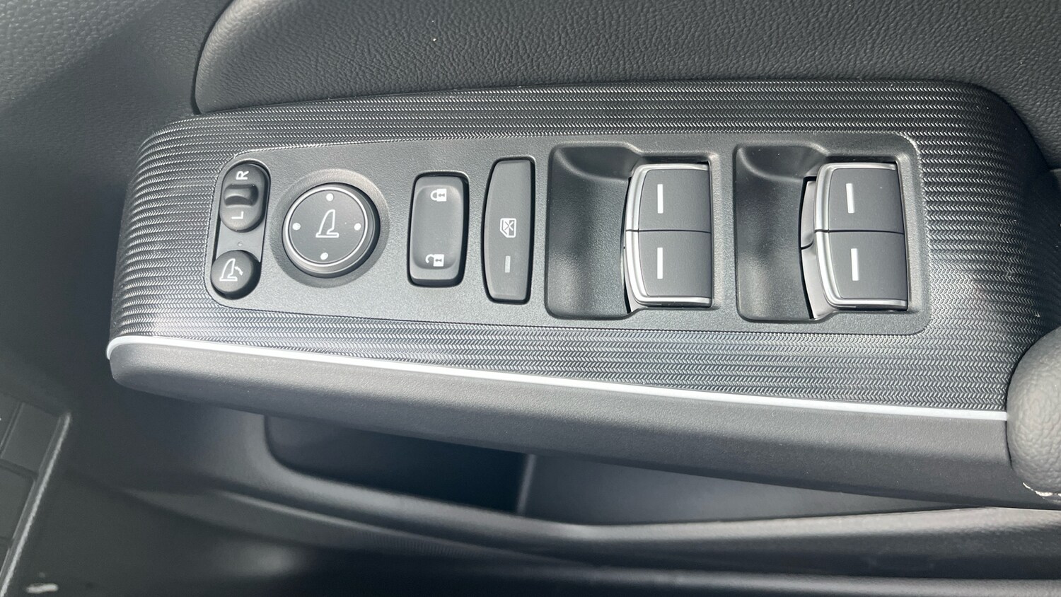 Used Honda Civic 2025 for sale - 76602232: Photo 31