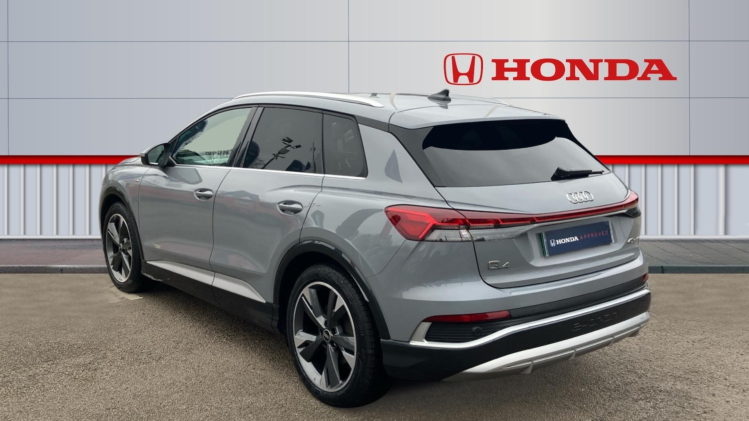 Used Audi Q4 e-tron 2023 for sale - 77999276: Photo 3