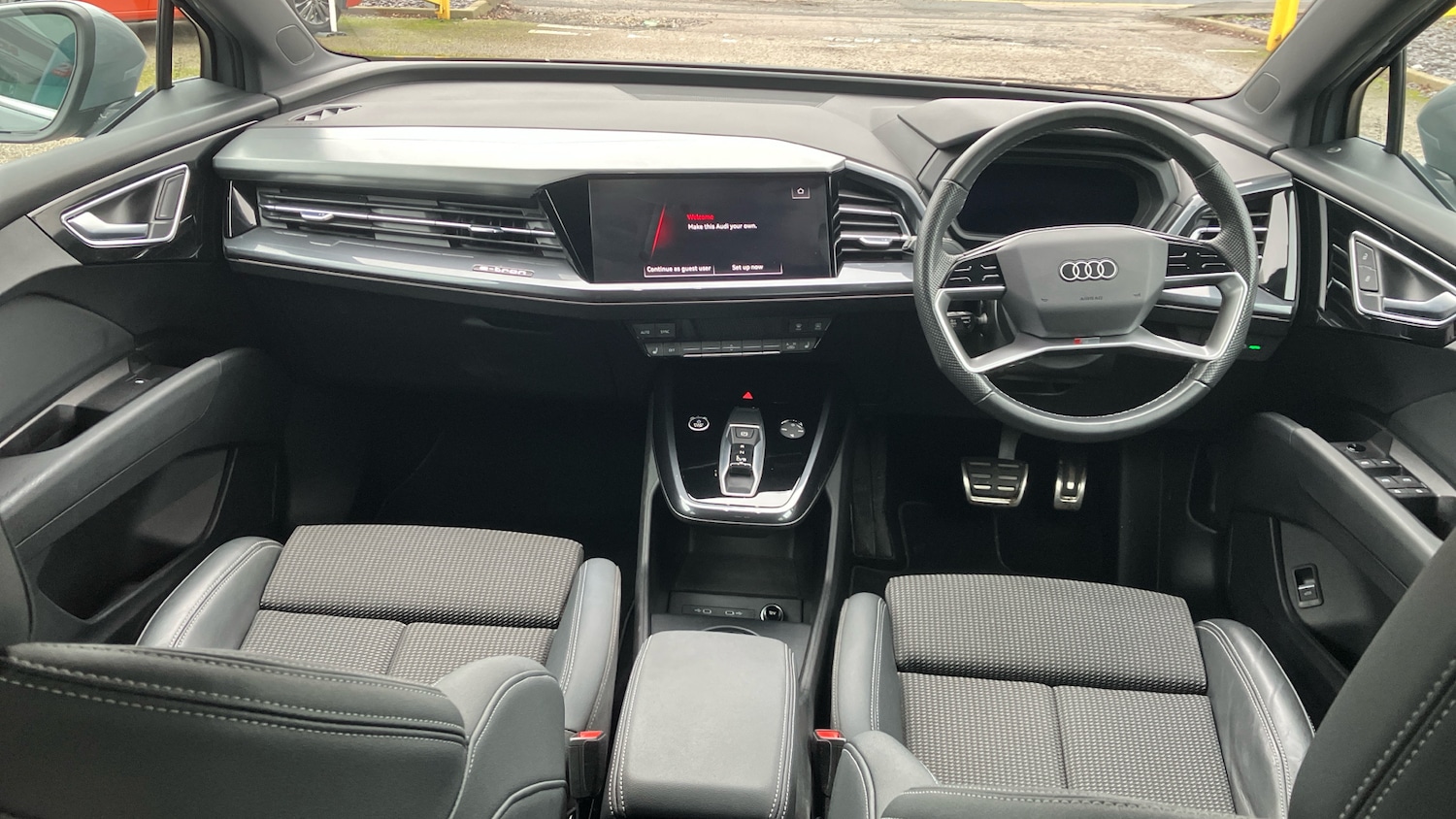 Used Audi Q4 e-tron 2023 for sale - 77999276: Photo 4