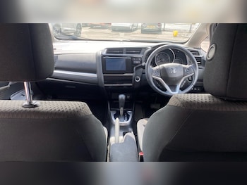 Used Honda Jazz 2018 for sale - 75481729: Photo