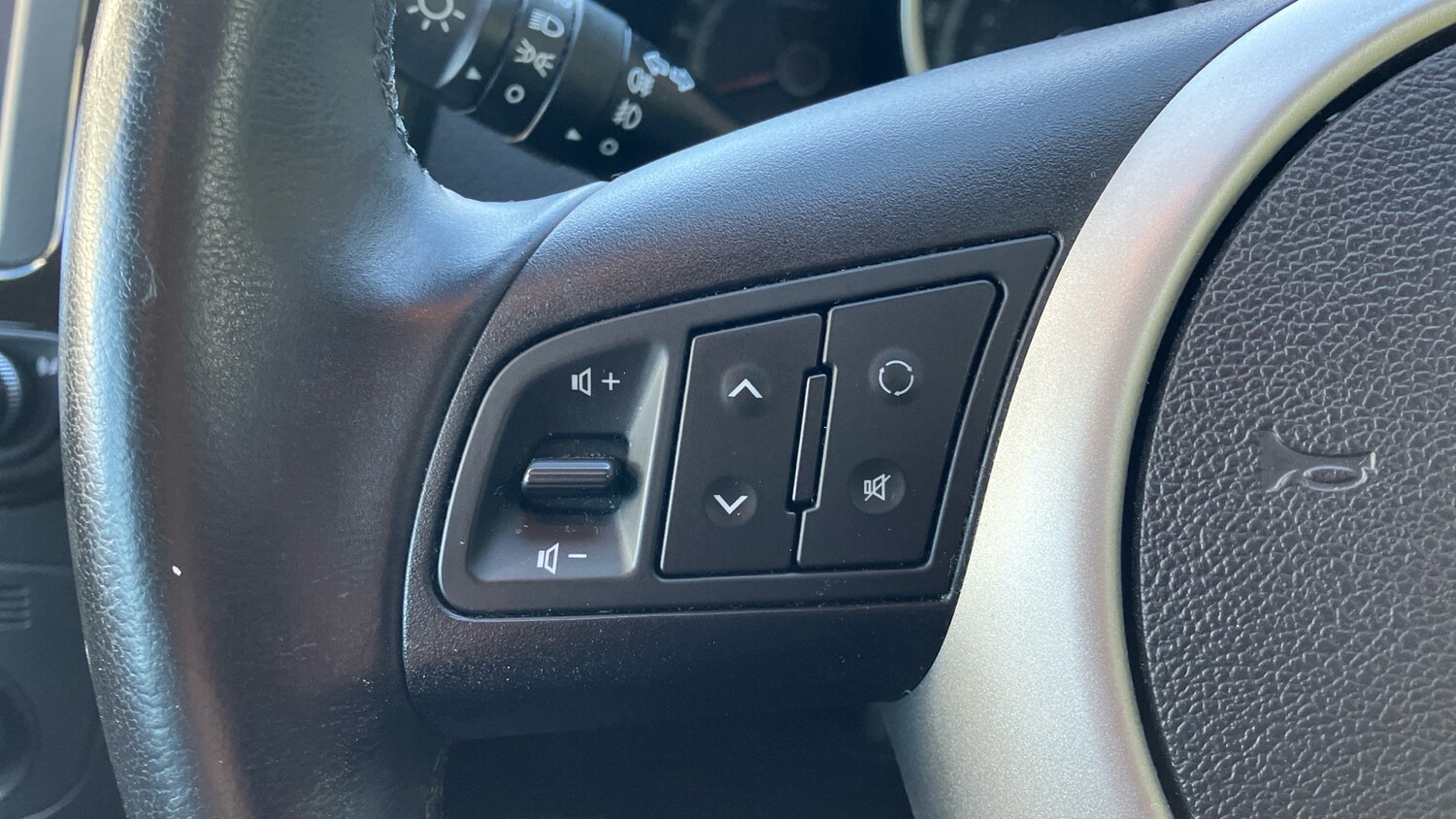 Used Kia Venga 2016 for sale - 78198710: Photo 22