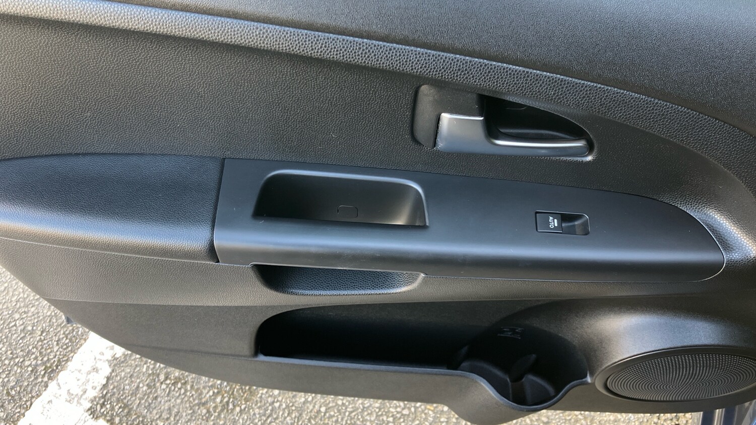 Used Kia Venga 2016 for sale - 78198710: Photo 30