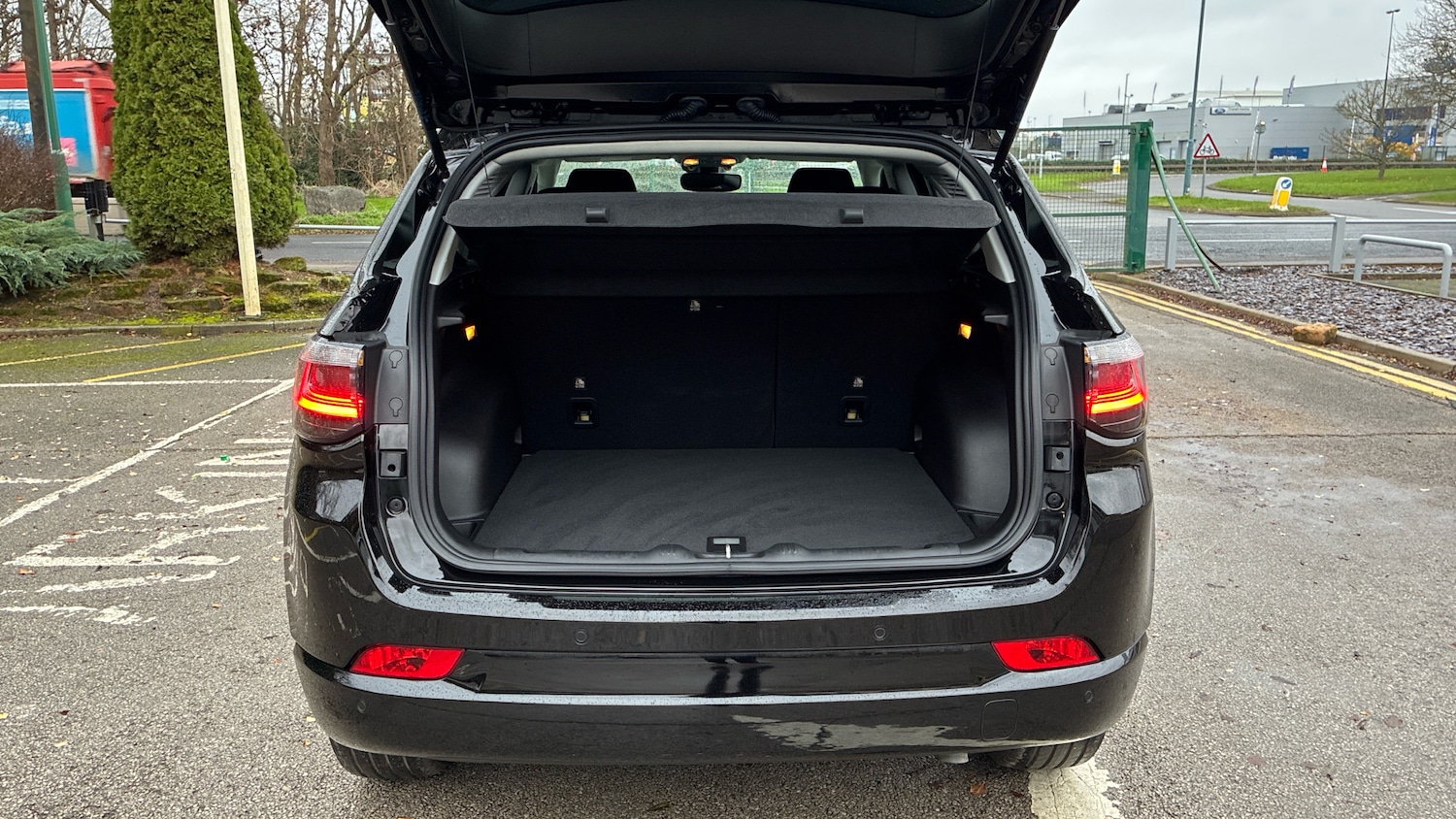 Used Jeep Compass 2024 for sale - 76879212: Photo 4