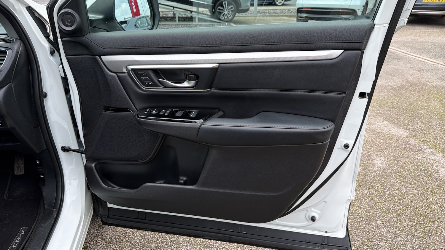 Used Honda CR-V 2022 for sale - 76184253: Photo 13