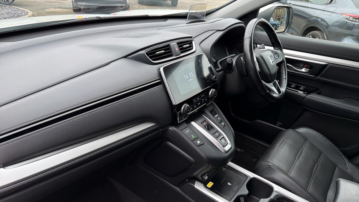 Used Honda CR-V 2022 for sale - 76184253: Photo 2