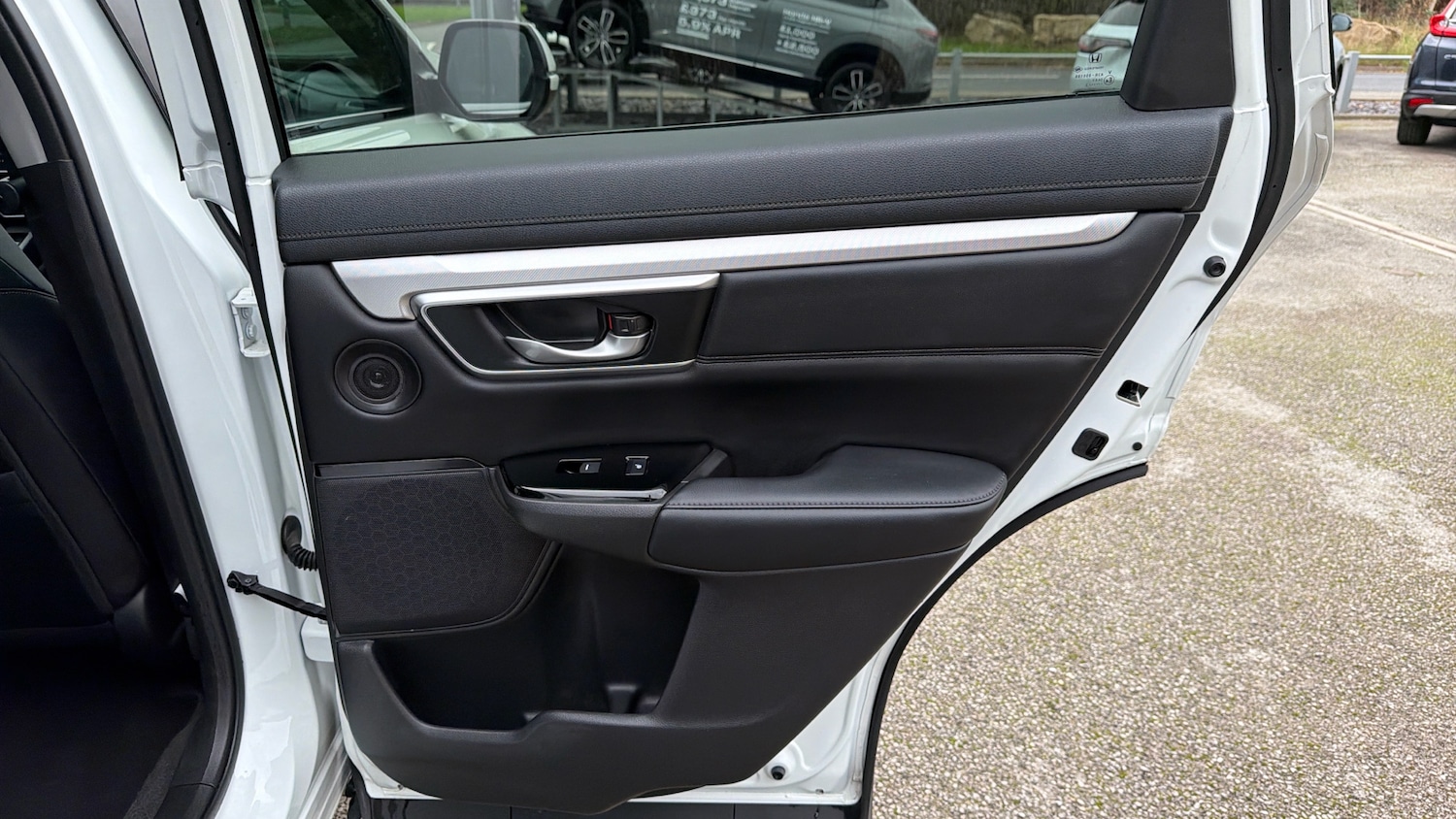 Used Honda CR-V 2022 for sale - 76184253: Photo 24