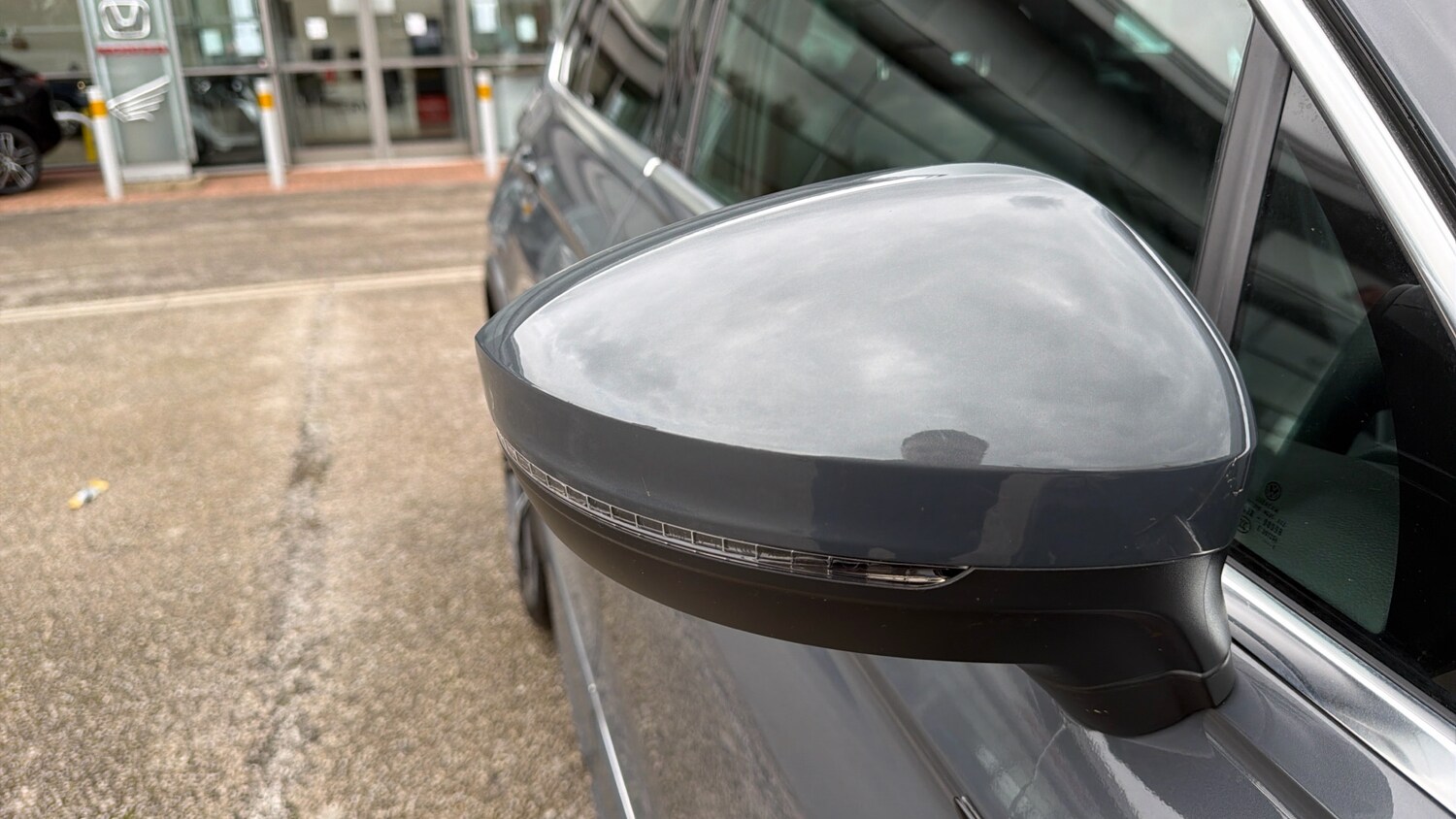 Used Volkswagen Tiguan 2021 for sale - 76265920: Photo 32