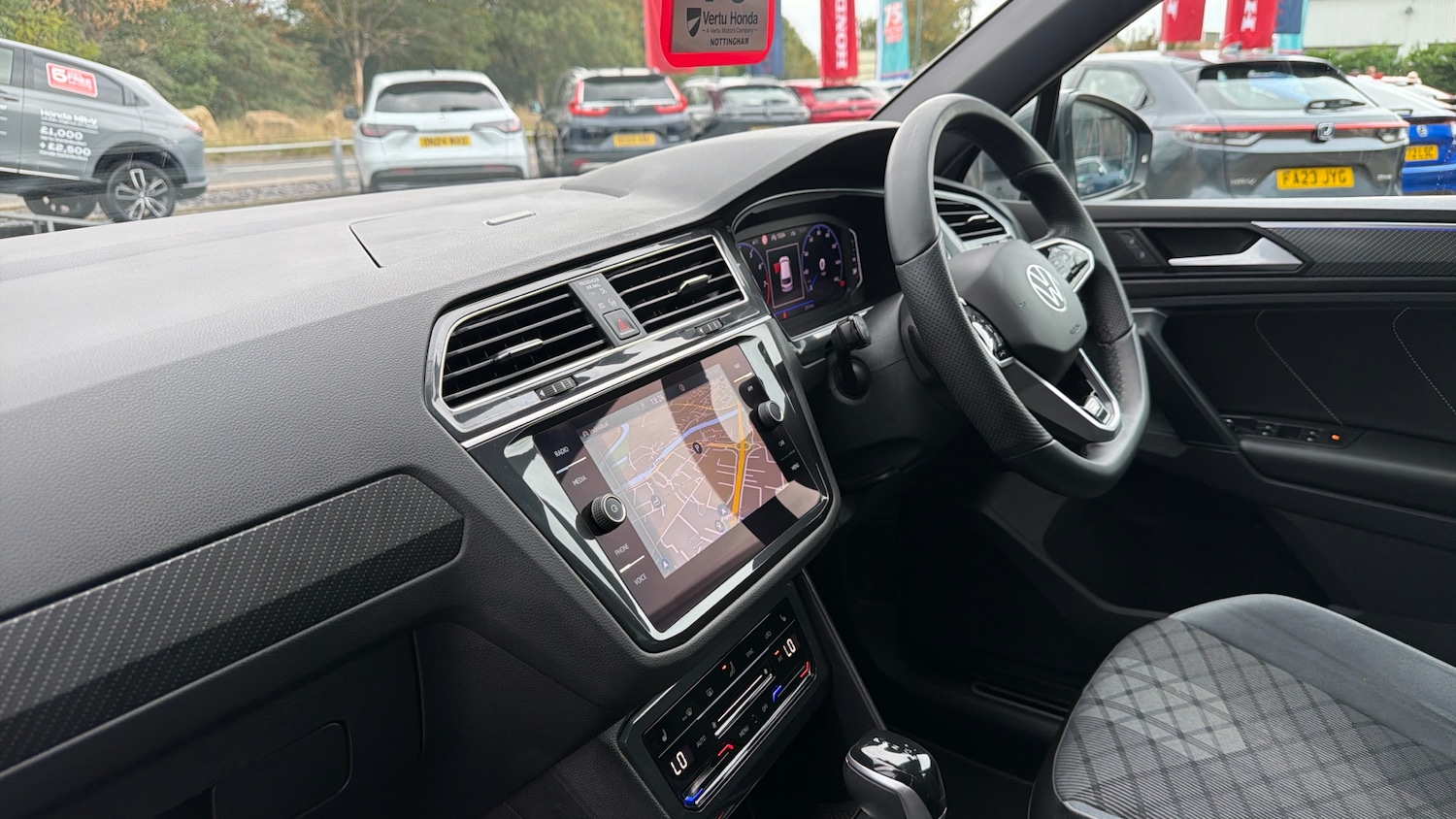 Used Volkswagen Tiguan 2021 for sale - 76265920: Photo 9