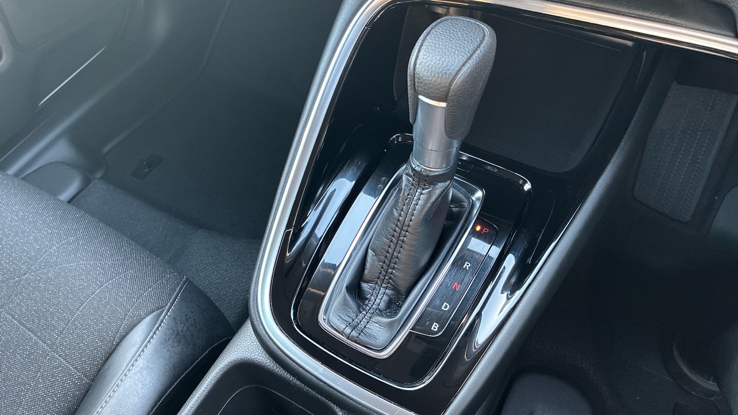 Used Honda HR-V 2022 for sale - 76907648: Photo 30