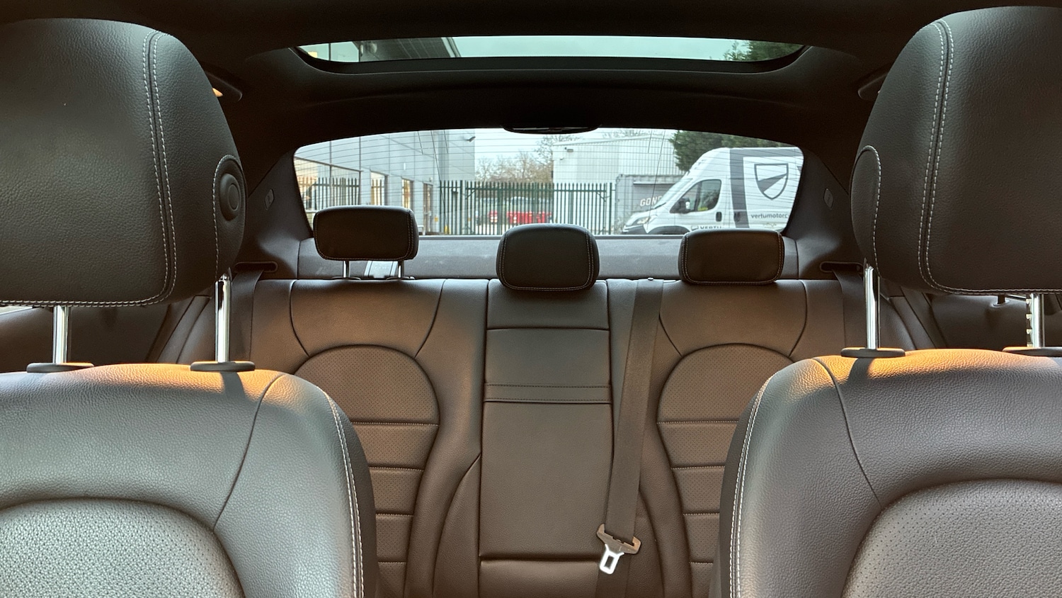 Used Mercedes-Benz C Class 2015 for sale - 77323860: Photo 15