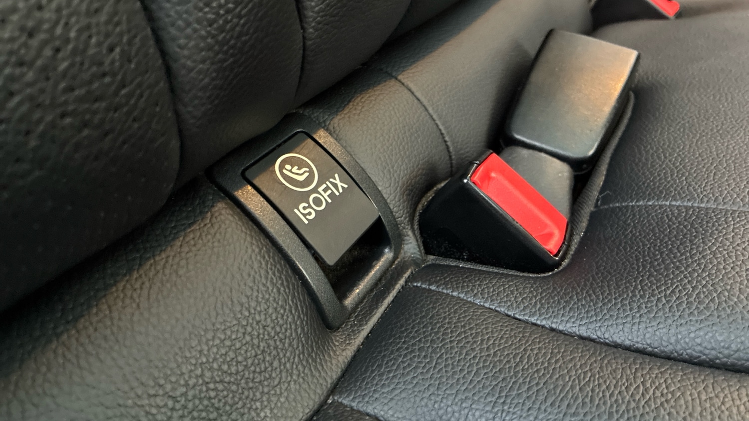 Used Mercedes-Benz C Class 2015 for sale - 77323860: Photo 17