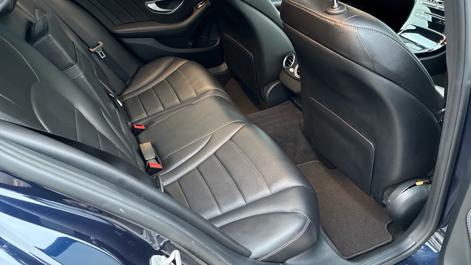 Used Mercedes-Benz C Class 2015 for sale - 77323860: Photo 21