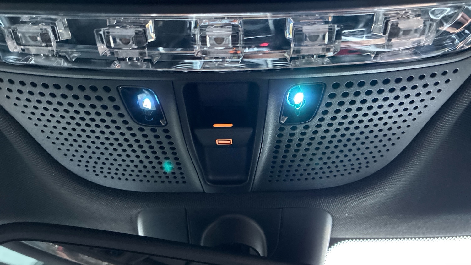 Used Mercedes-Benz C Class 2015 for sale - 77323860: Photo 39