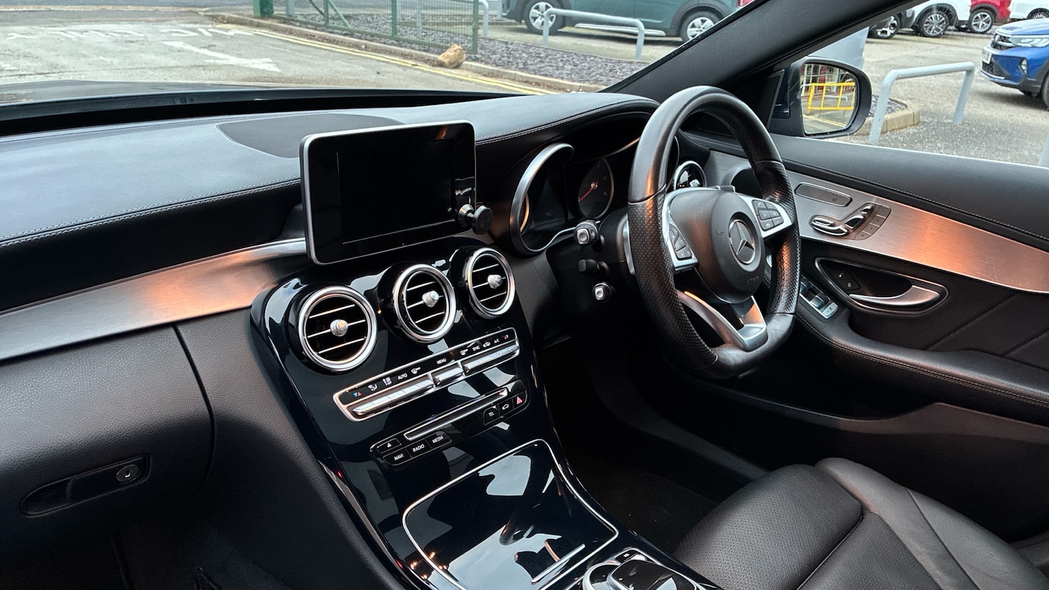 Used Mercedes-Benz C Class 2015 for sale - 77323860: Photo 9