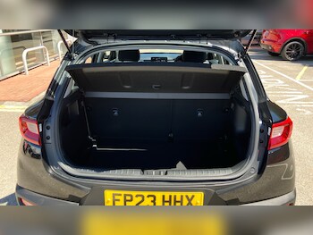 Used Kia Stonic 2023 for sale - 78954245: Photo