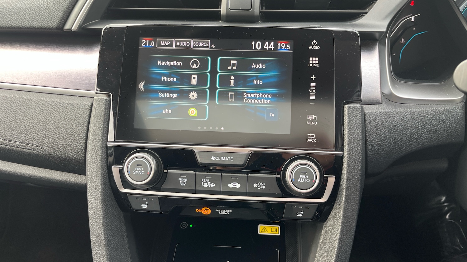 Used Honda Civic 2018 for sale - 76467886: Photo 38