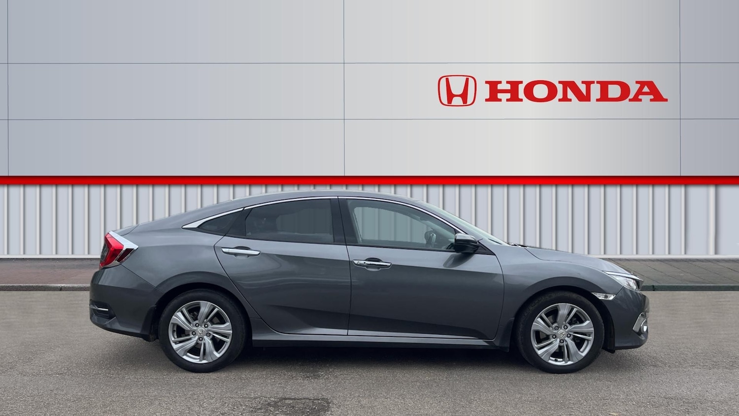 Used Honda Civic 2018 for sale - 76467886: Photo 5