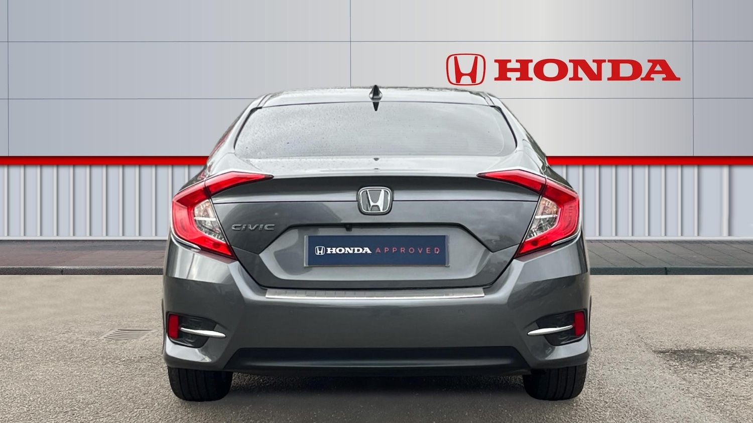 Used Honda Civic 2018 for sale - 76467886: Photo 7