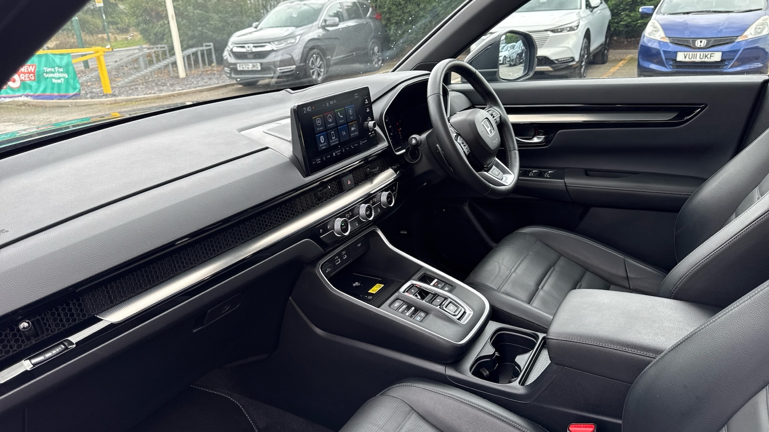 Used Honda CR-V 2024 for sale - 76219108: Photo 2