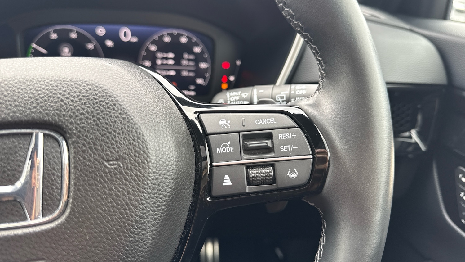 Used Honda CR-V 2024 for sale - 76219108: Photo 24