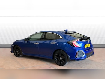 Used Honda Civic 2018 for sale - 78858404: Photo