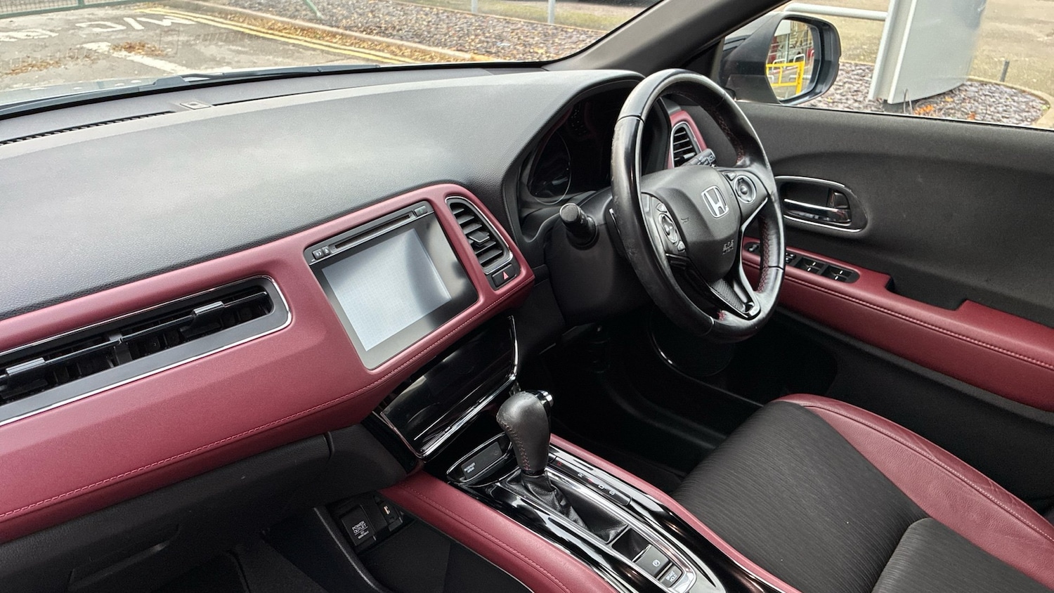 Used Honda HR-V 2020 for sale - 76526044: Photo 2