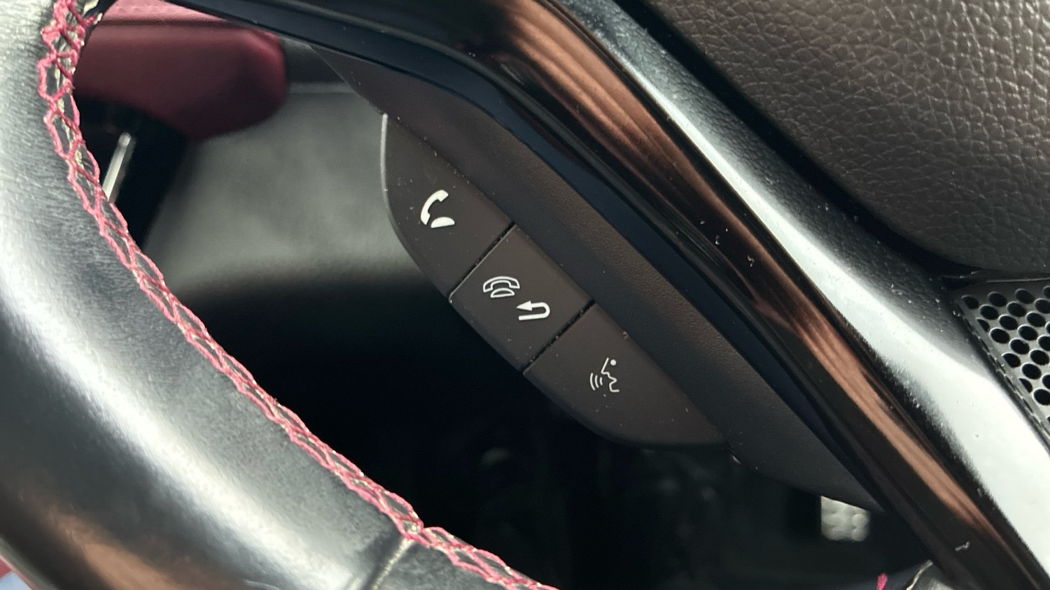 Used Honda HR-V 2020 for sale - 76526044: Photo 24