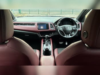 Used Honda HR-V 2020 for sale - 76526044: Photo